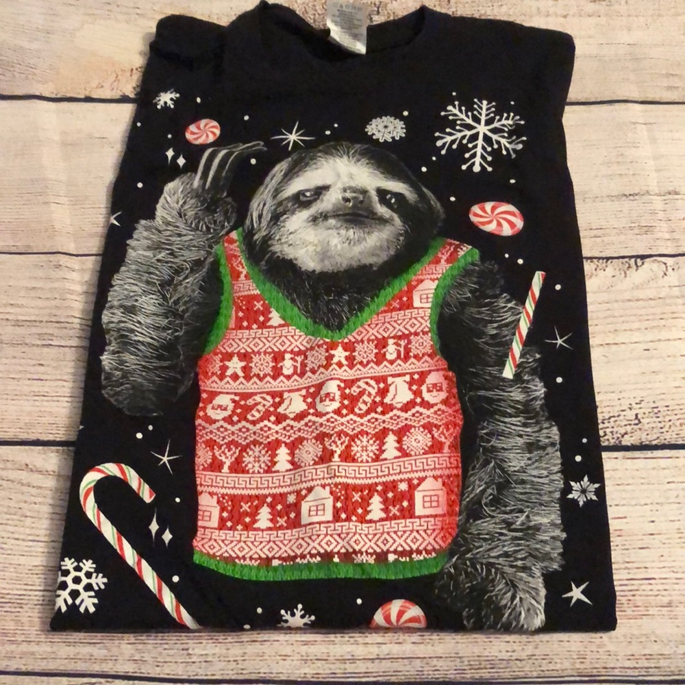 Sloth t shirt Christmas